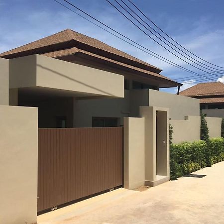 Shanti Villas X Monthstayz Thailand Rawai Exteriör bild
