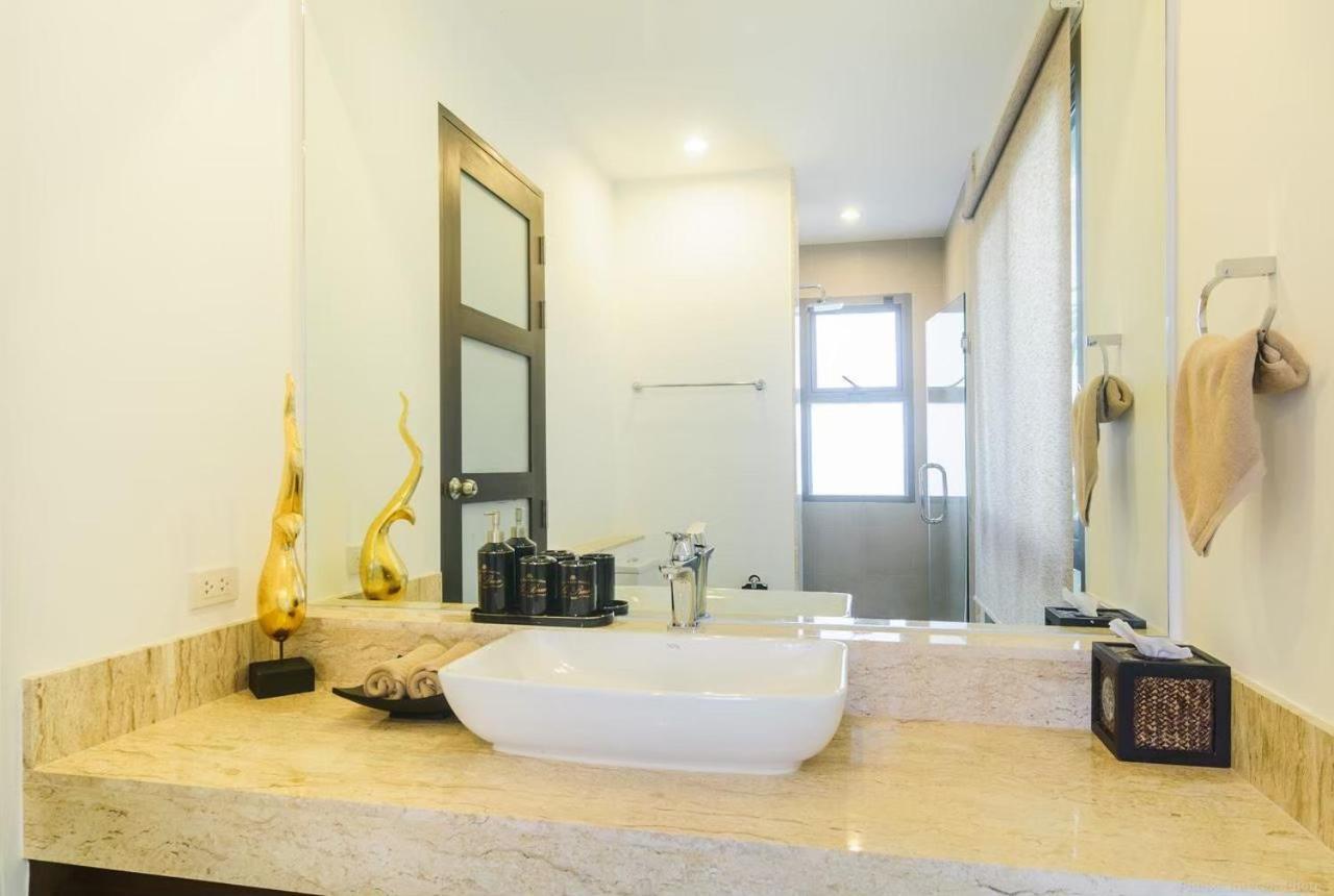 Shanti Villas X Monthstayz Thailand Rawai Exteriör bild